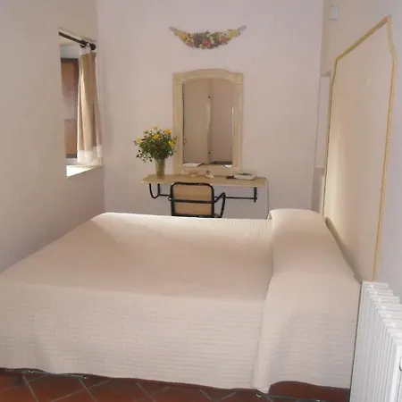 Eremo Hotel Casa Del Sorriso 3*